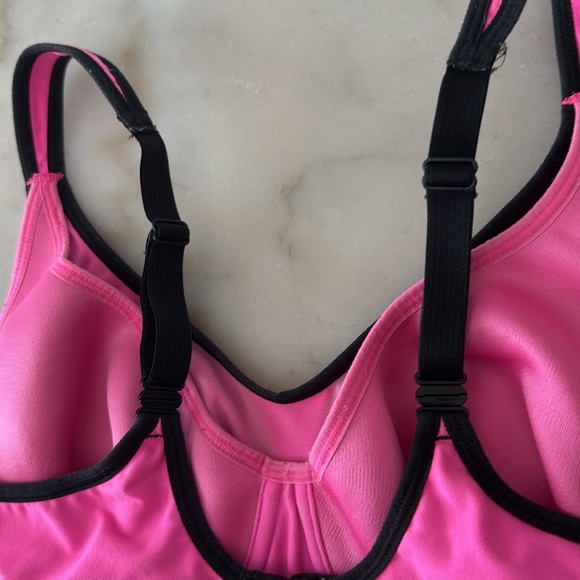 Victoria's Secret VSX Sport Bra 36D Vibrant Pink Padded Underwire Black Trim - Picture 5 of 12
